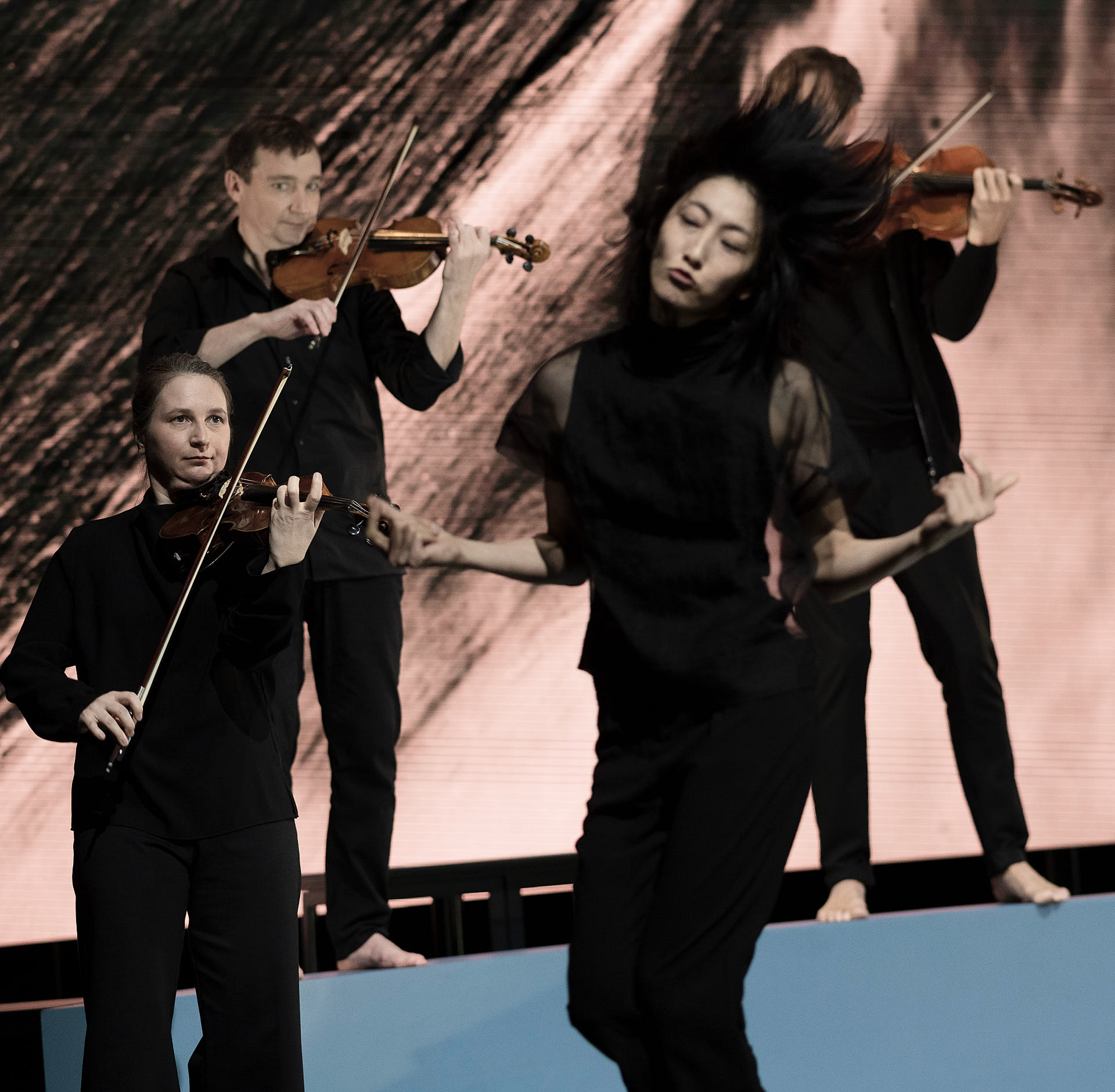 Force & Freedom, Jana Kuss, Oliver Wille, Yui Kawaguchi, 