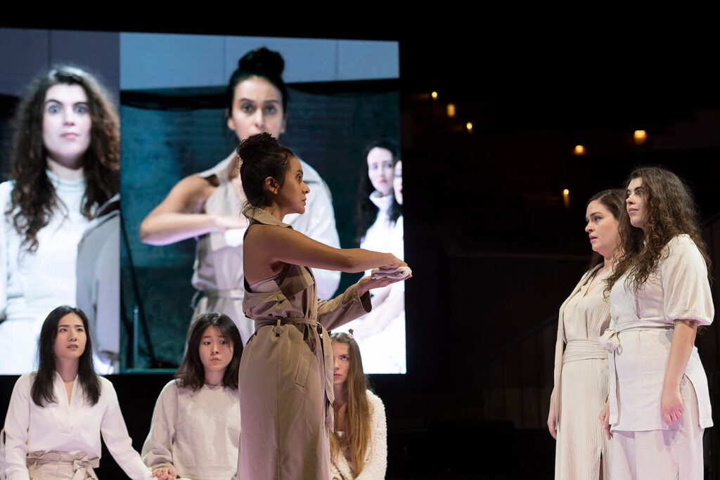  Foto: Monika Rittershaus