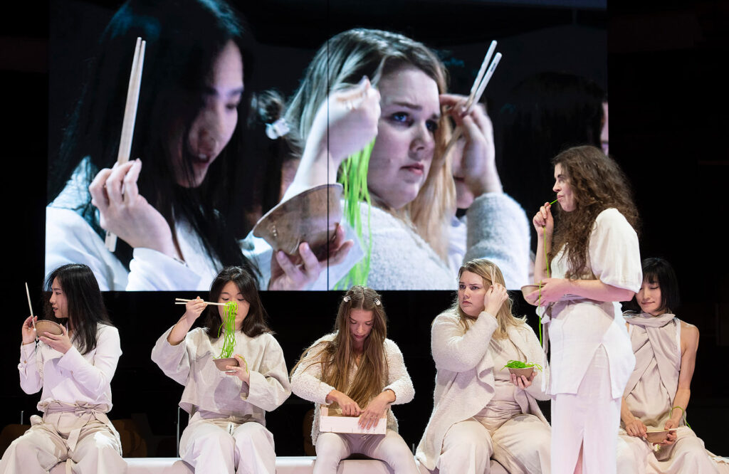  Foto: Monika Rittershaus