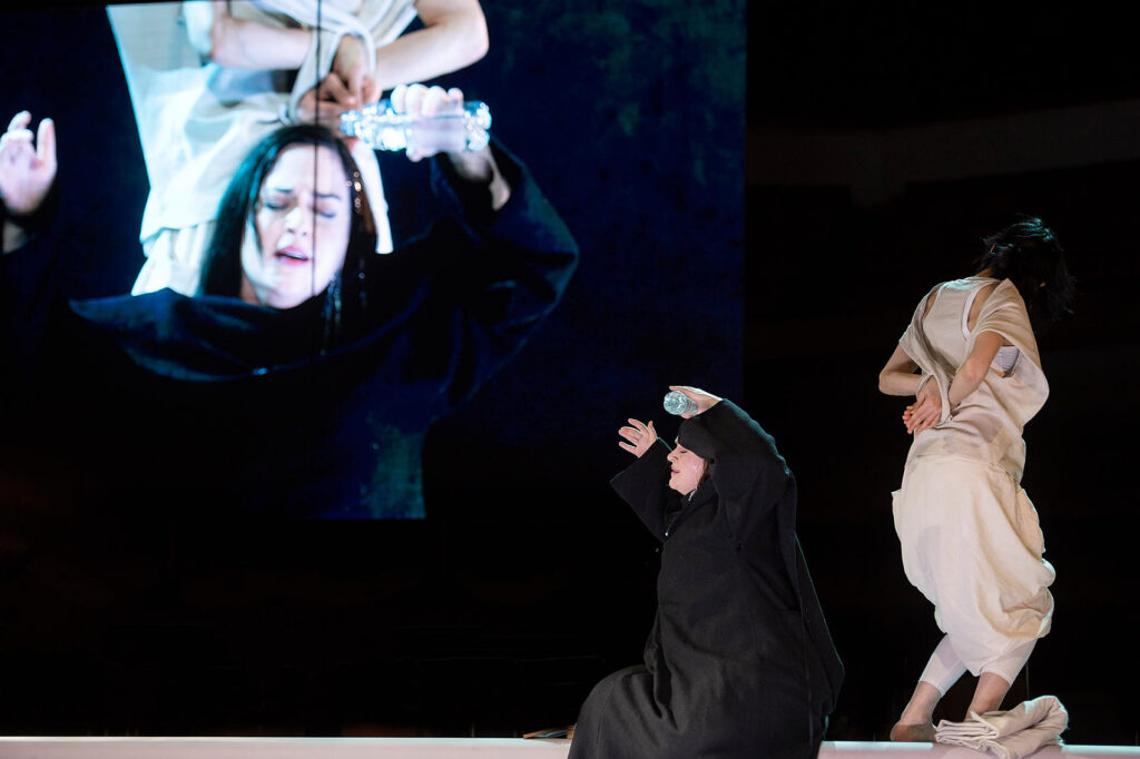  Foto: Monika Rittershaus